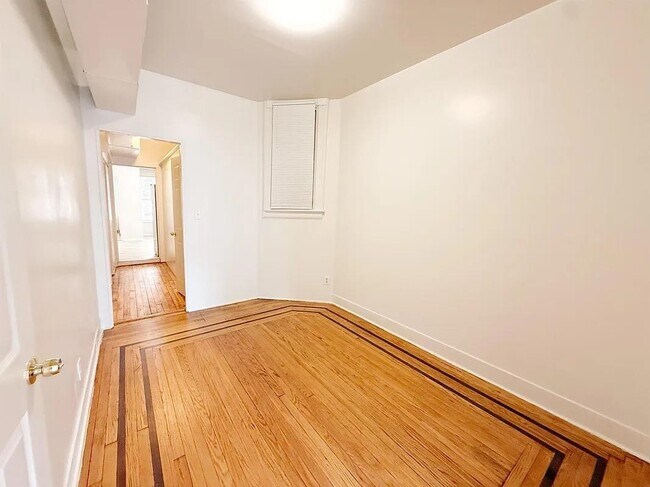 Photo - 118 Erie St Unit 2