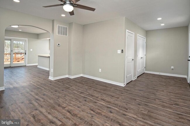 Photo - 6343 Montgomery Rd