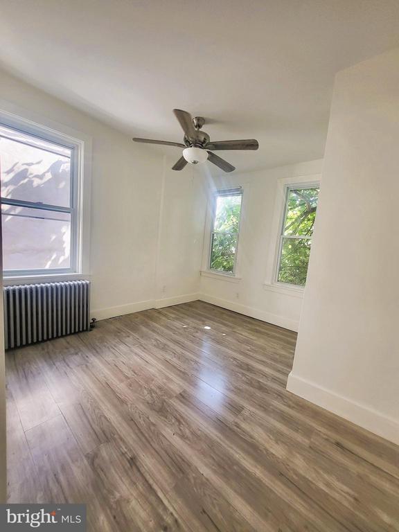 Photo - 1319 N 51st St