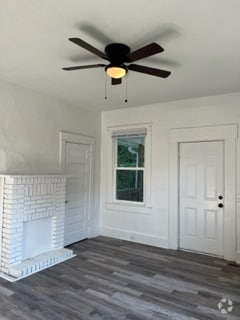 Building Photo - 140 8th St Rental