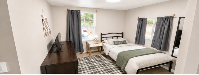 Planta principal (habitación con dos camas individuales) - 14410 Goodrich Dr NW