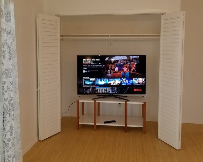 52" Samsung TV - 1675 Malakia Street Unit #2 Unit Malakia Manor - Lanai