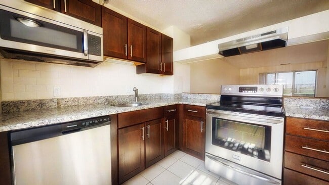 Photo - 142 North Beacon St Apartments