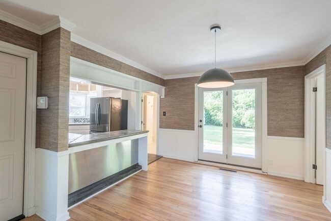 Photo - Stunning 3 Bed 2 Bath In Great Area