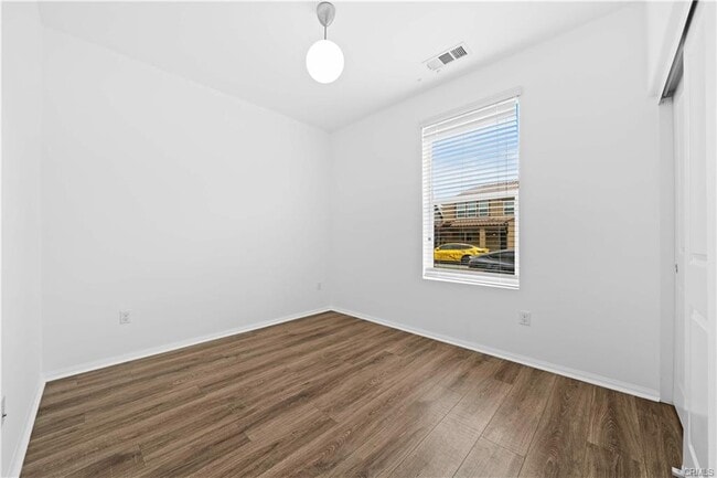 Photo - 145 Mongoose