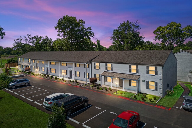 Photo - 2705 Center St Unit D