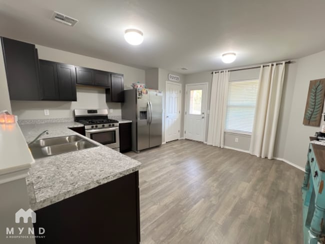 Photo - 726 W Lola Dr