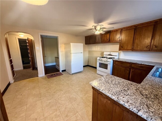 Photo - 91 Bloomfield Ave