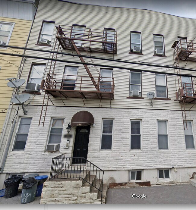Photo - 188 South St Apartment Unit 4
