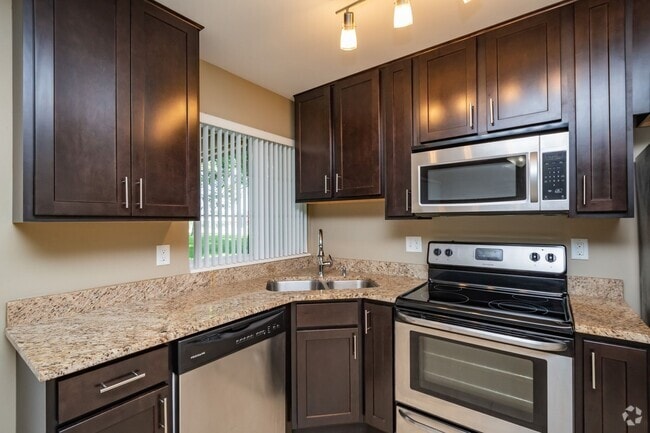 Dishwasher to save you time! - River Ridge Place Rental
