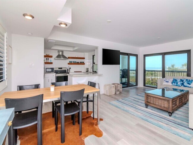 Photo - 3200 Gulf Blvd Unit 103