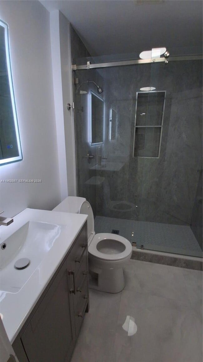 Photo - 216 Shadow Way