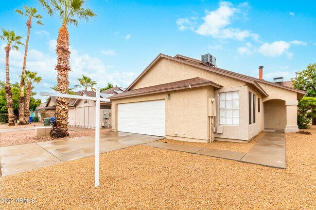 Photo - 509 E Rimrock Dr