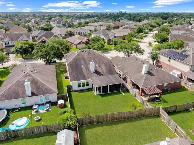 Building Photo - 30327 Deleon Fields Dr