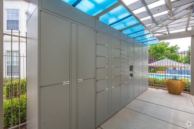 Parcel Lockers