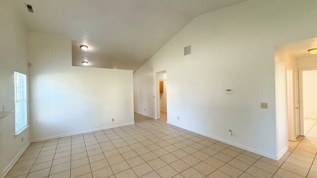 Photo - SOUTHSIDE - CHARMING 3 BEDROOM/2 BATH HOME AVAILABLE NOW!