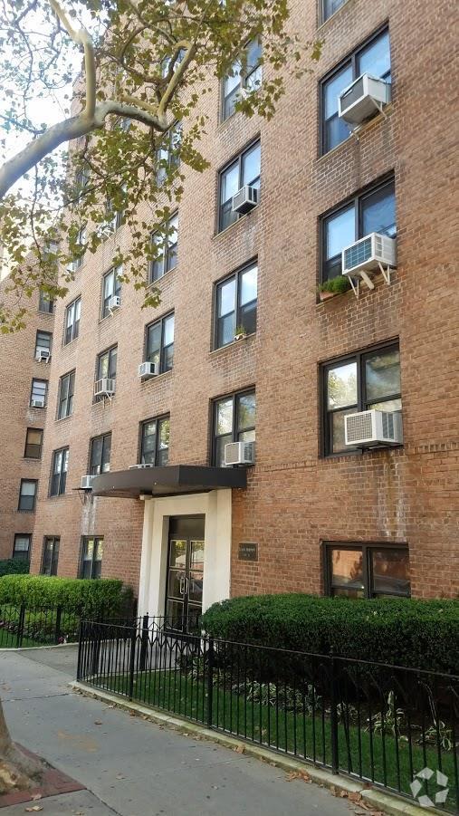 Building Photo - 102-12 65th Ave Unit D21 Rental