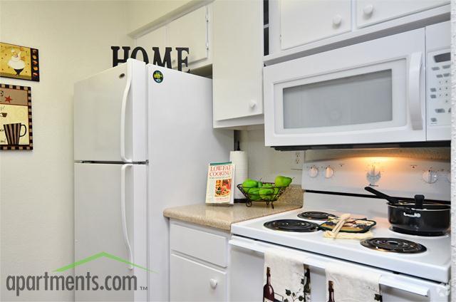 Kitchen - Serena Grove 2