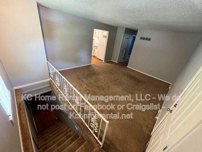 Photo - 418 N Jennings Rd