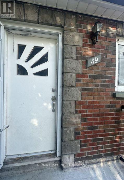 Photo - 59 Wilson Rd S