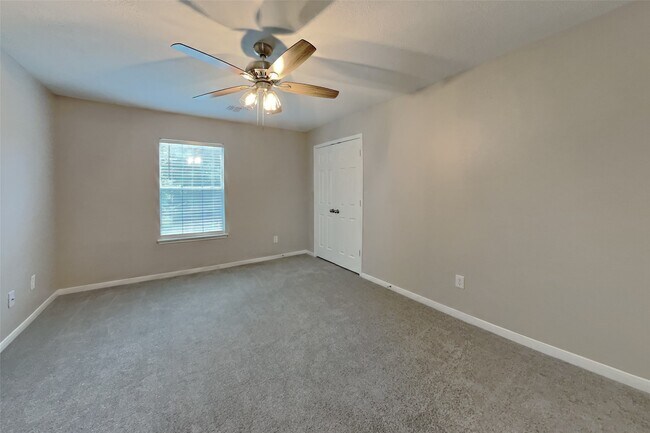 Photo - 22022 Willow Downs Dr