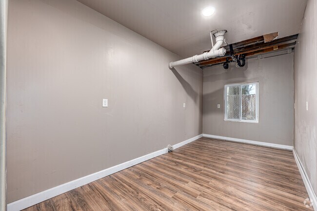 2BR, 1BA - 515SF - Second Bedroom