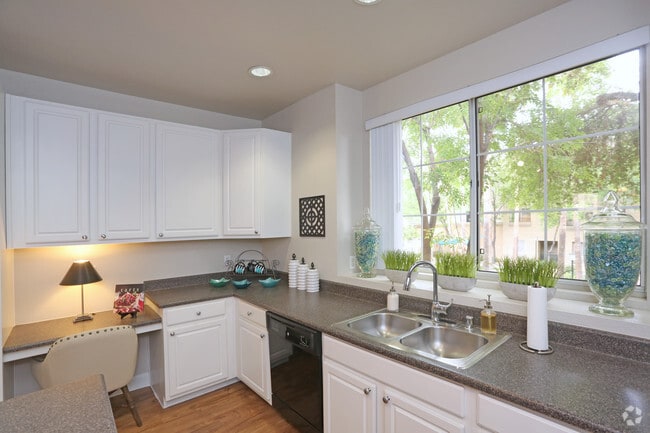 Interior Photo - Palazzo Townhomes