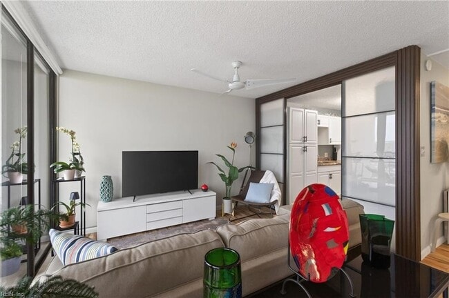 Photo - 3288 Page Ave Unidad 1103