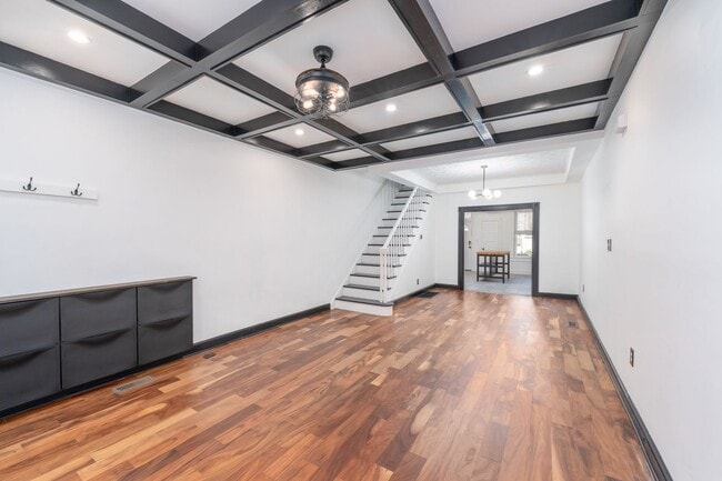 Photo - 128 S Ellwood Ave