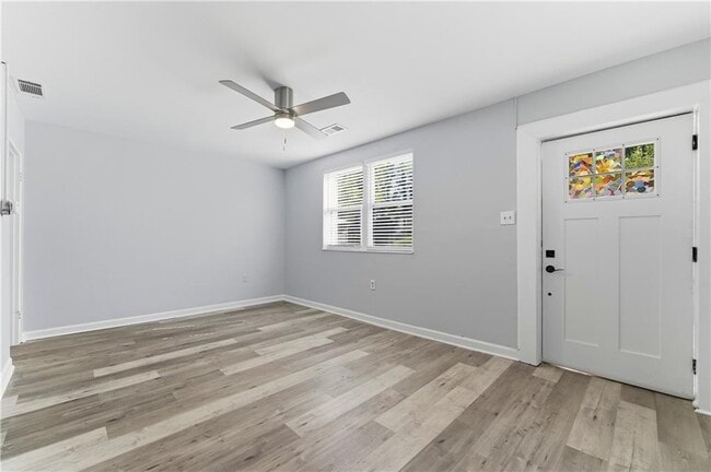 Photo - 1307 Elizabeth Ave SW