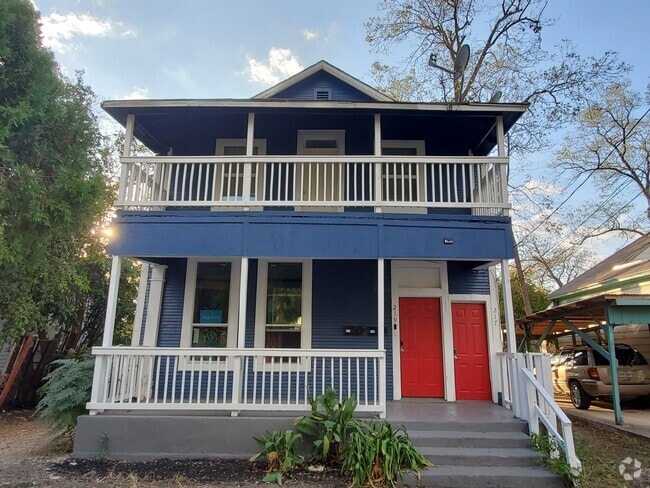 Exterior - 217 Piedmont Ave Unit 217 Piedmont Ave Rental