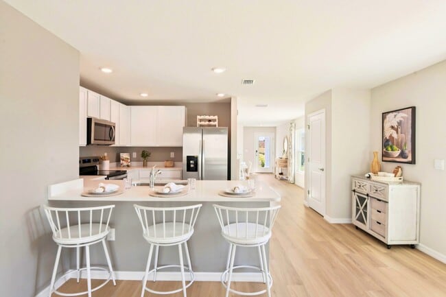 Building Photo - 3939 Antigua Wy