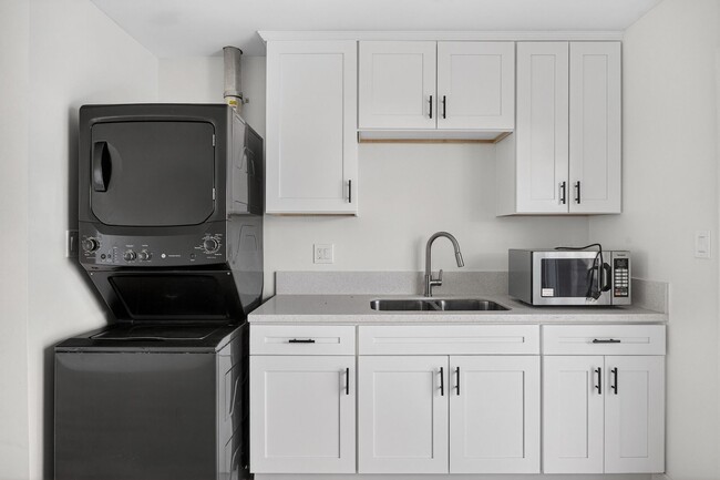 Photo - 767 Ball Ave Unit 767 Ball Ave  D