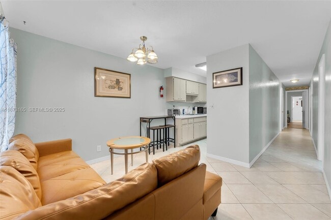 Photo - 820 SW 12th Ct Unit 820