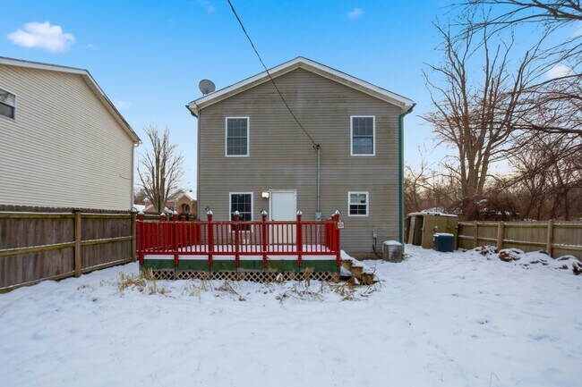 Photo - 35942 Vinewood St