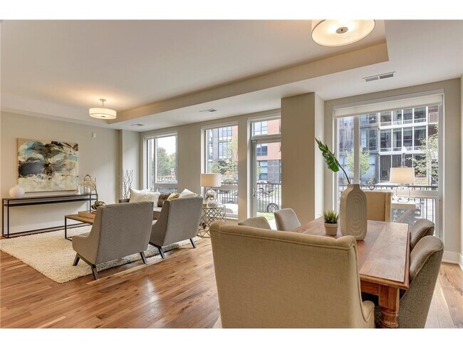 Photo - 212 10th Ave S Unidad 104