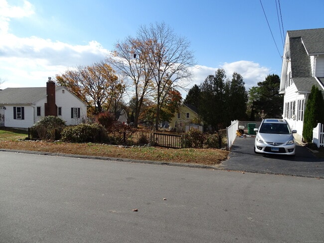 Photo - 45 Olive St