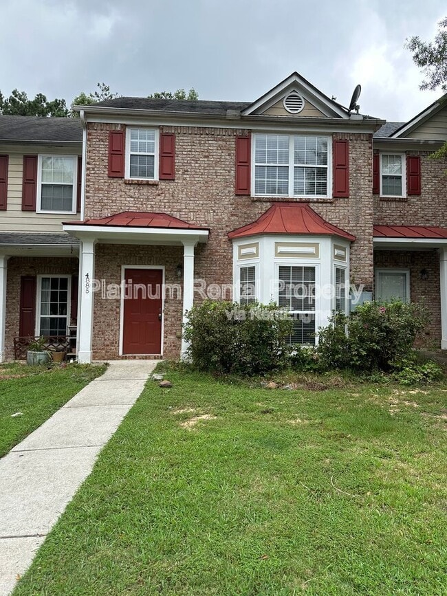 Building Photo - 4885 Robinson Square Dr Rental