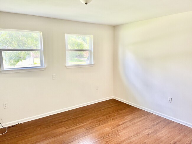 Photo - 7465 Whitney Dr Casa