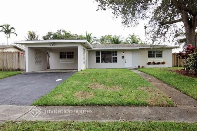 Building Photo - 781 SW 64th Terrace