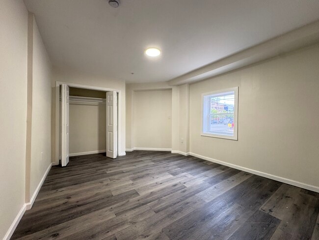 Photo - 646 Kennedy Blvd Unit 1