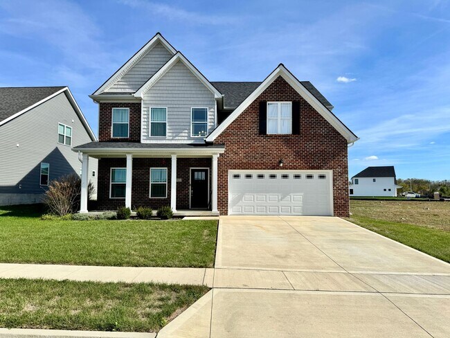 Photo - Beautiful 3 Bedroom home offering 1/2 OFF ...