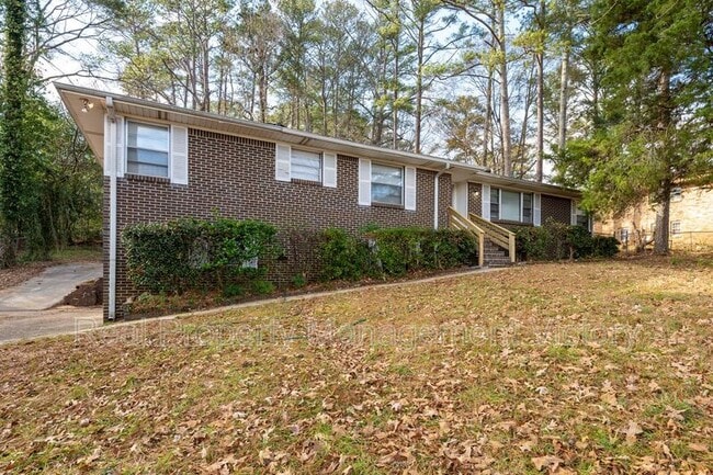 Building Photo - 1216 Huffman Rd