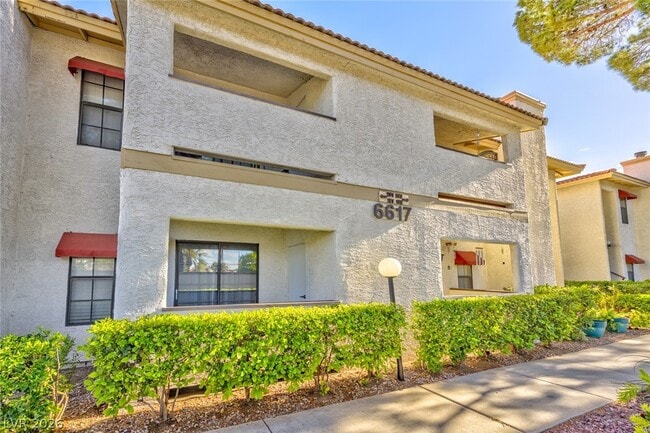 Building Photo - 6617 W Tropicana Ave Unit 101