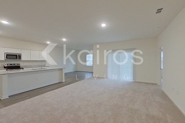 Photo - 653 Castillo Dr