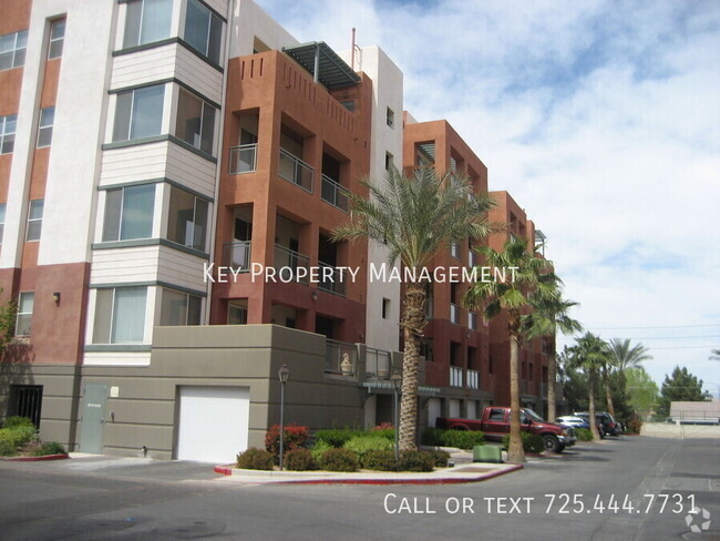 Building Photo - 2 BEDROOM CONDO AT PARK AVENUE OFF THE LAS... Unit #305