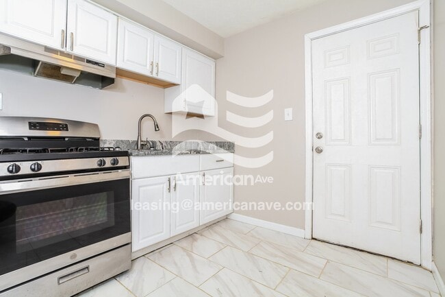 Photo - 1726 Gellenbeck St