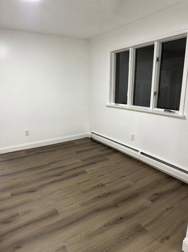 41 Miner St Unit 1