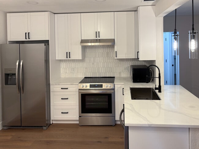 Building Photo - 4697 55th Ave N