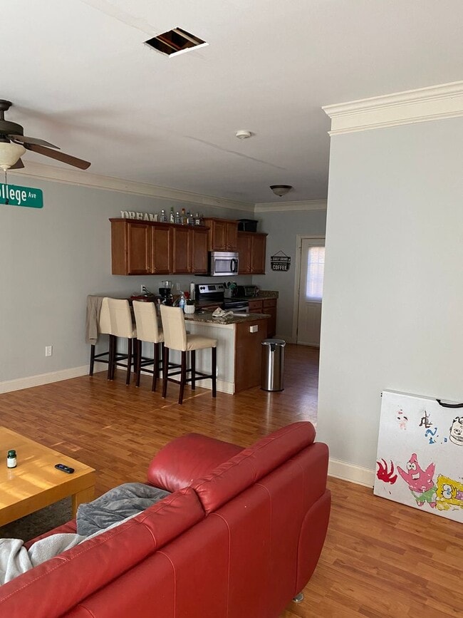 Photo - The Verandas on Ruth St.